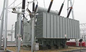 How to protect the power transformer from lightning?